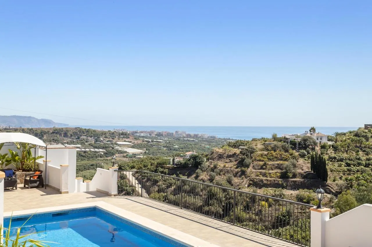 Villa Natalia Nerja Сasa de vacaciones